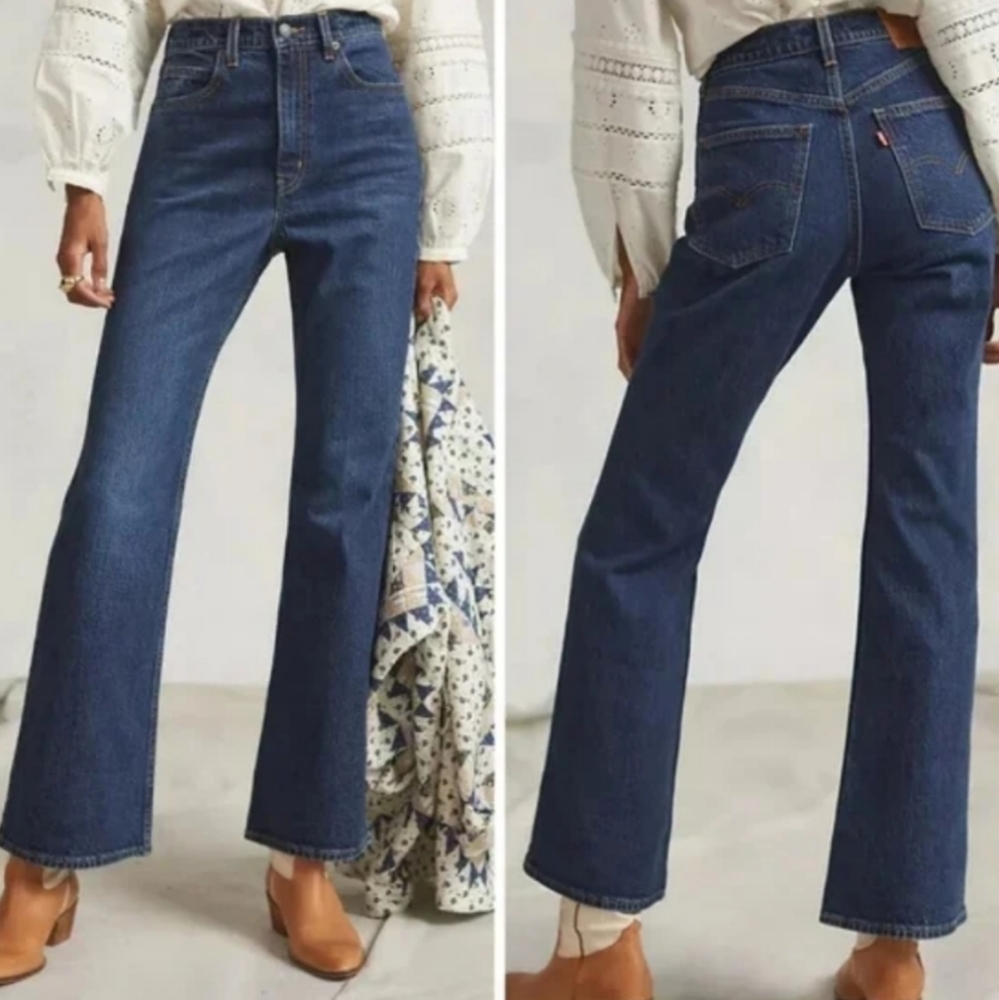 Levi's High Waisted 70's Flare Jeans - Picture 2 of 11